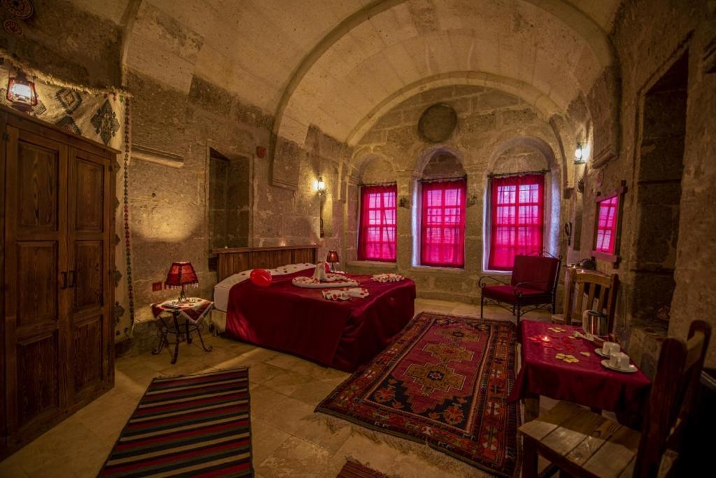 Cappadocia Antique Gelveri Cave Hotel Guzelyurt Eksteriør billede