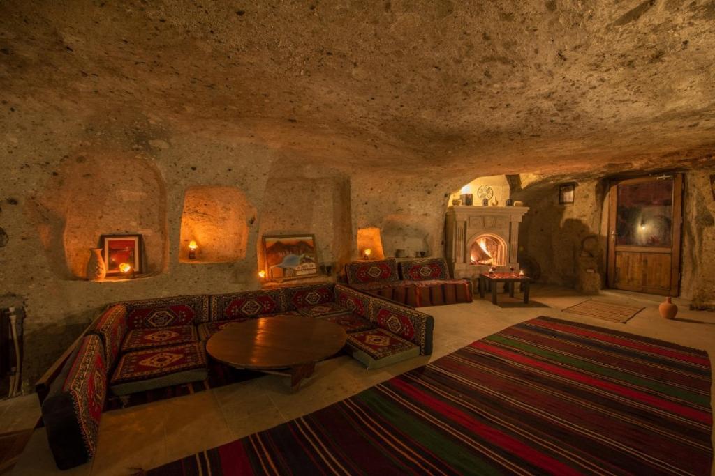 Cappadocia Antique Gelveri Cave Hotel Guzelyurt Eksteriør billede