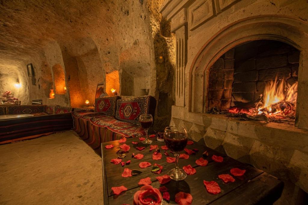 Cappadocia Antique Gelveri Cave Hotel Guzelyurt Eksteriør billede