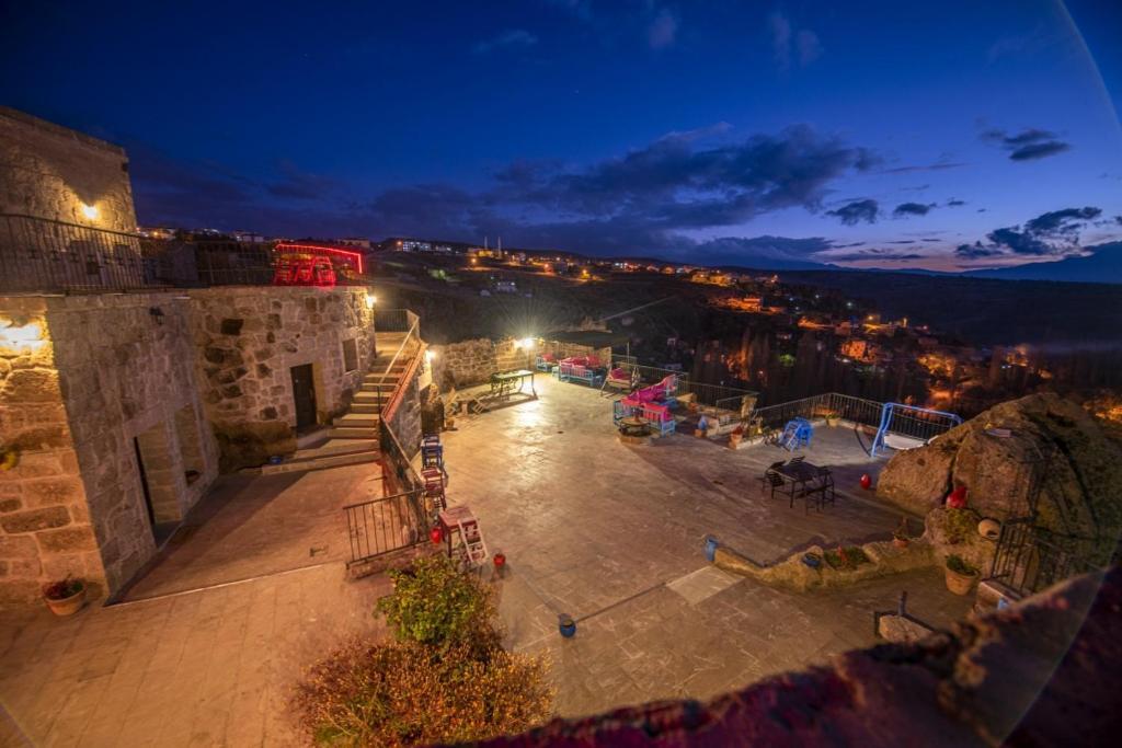 Cappadocia Antique Gelveri Cave Hotel Guzelyurt Eksteriør billede